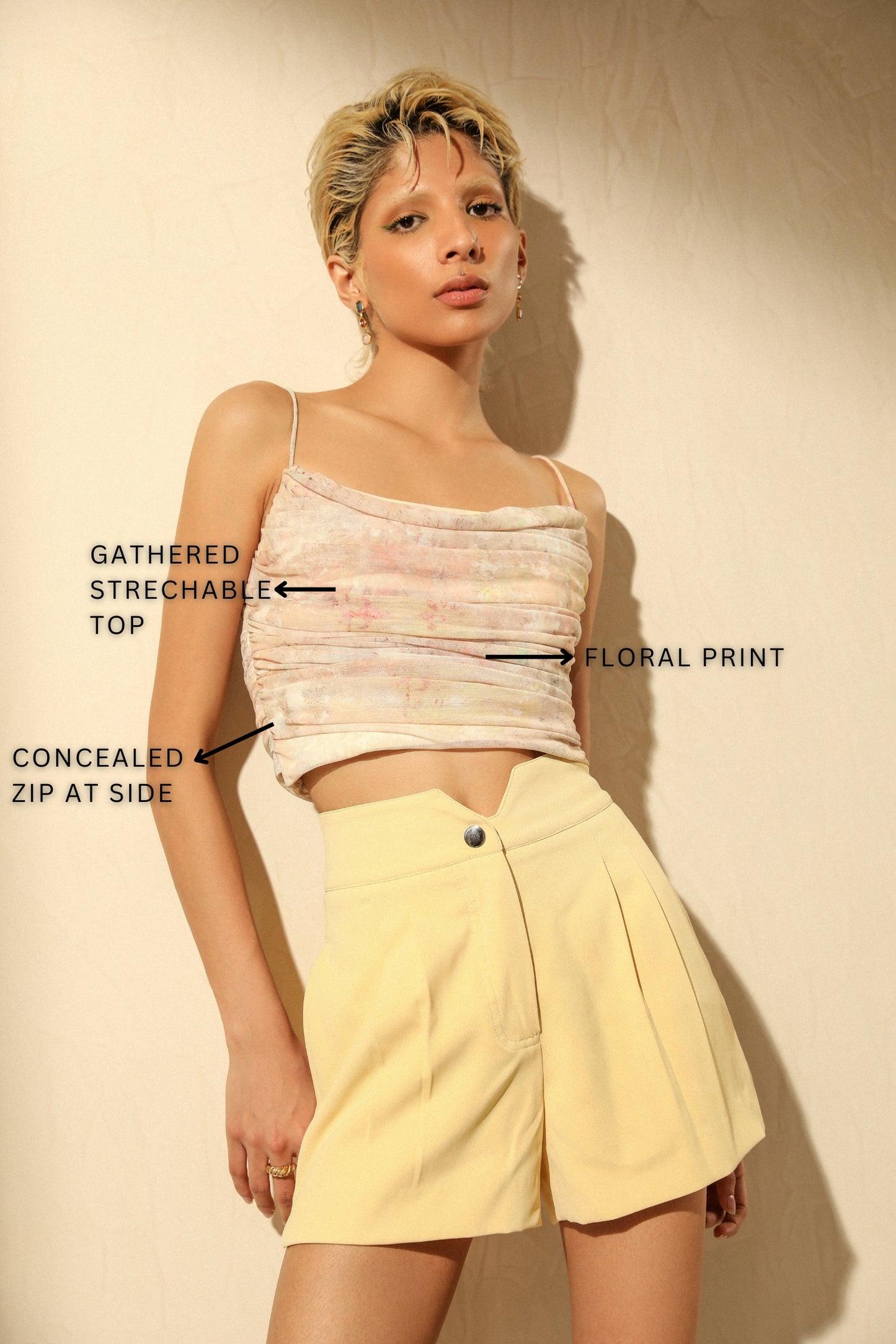 VINTAGE GATHERED TOP
