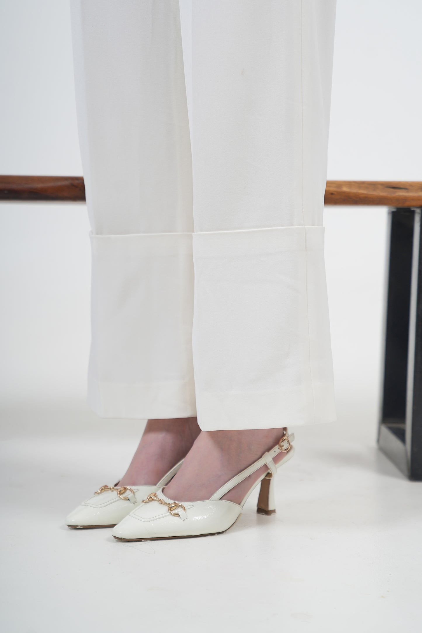 CLOUD STRAIGHT PANTS