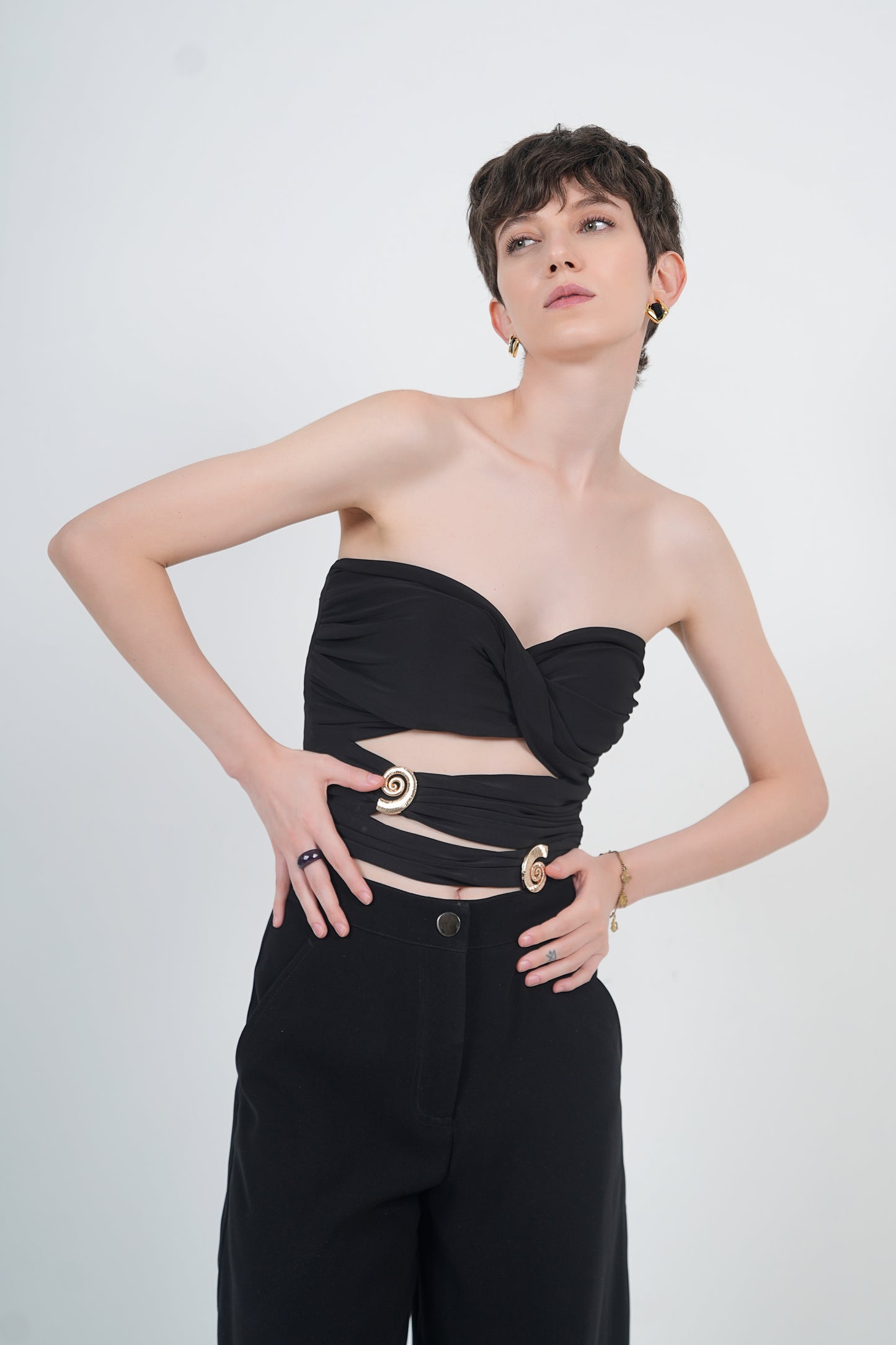 NOIR DRAPED TOP
