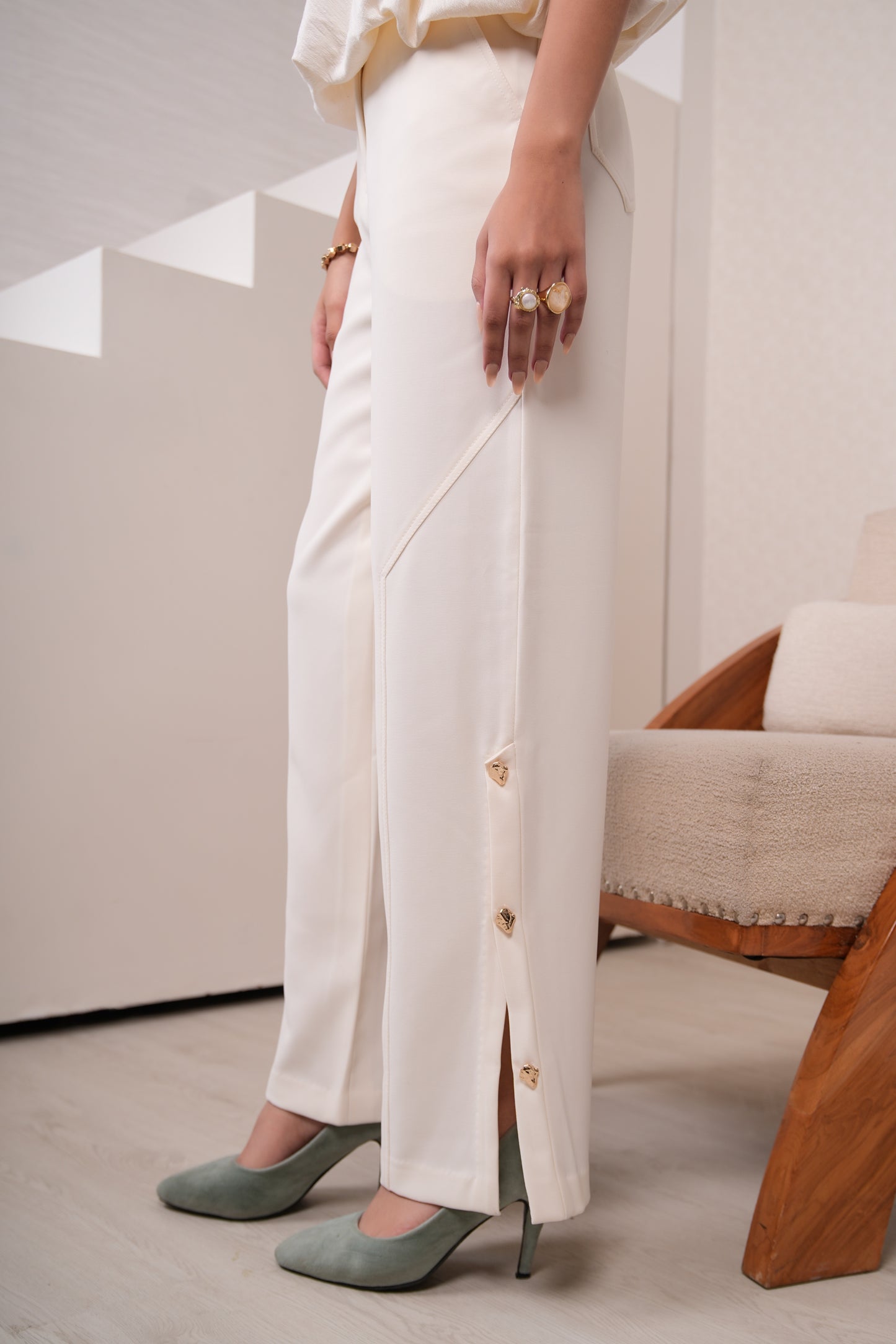 IVORY MARBLE DETAIL PANTS