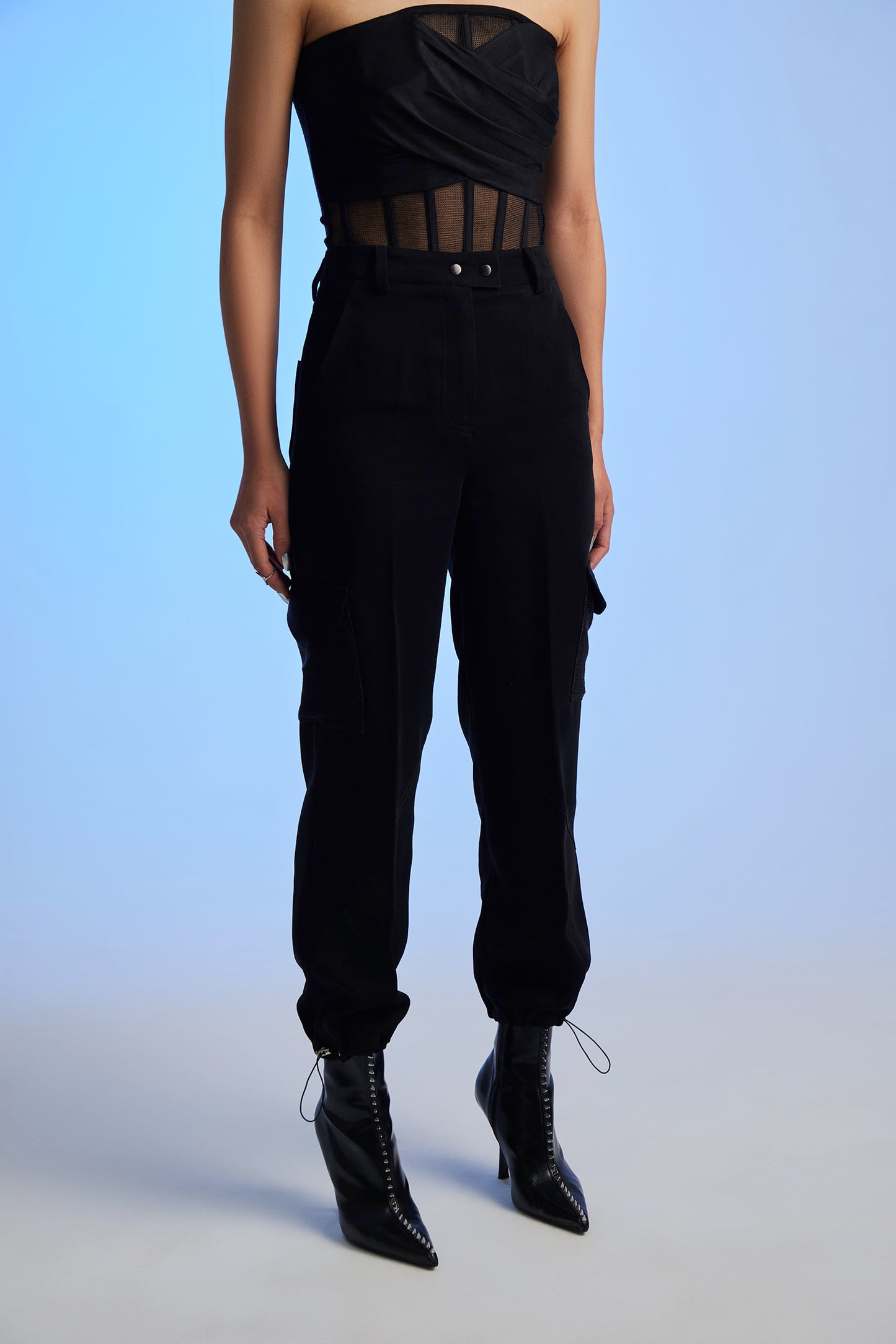 INFINITE MESH JOGGERS