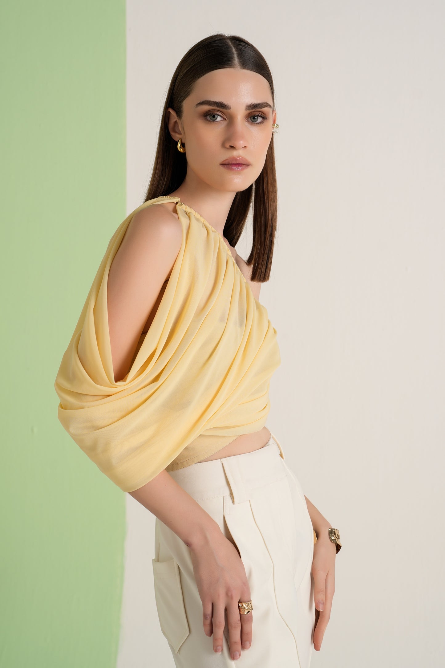 LEMON DRAPE TOP